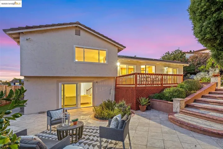 5136 Rain Cloud Dr, Richmond, California 94803