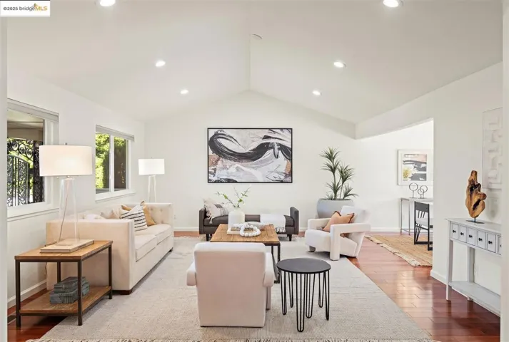 5136 Rain Cloud Dr, Richmond, California 94803