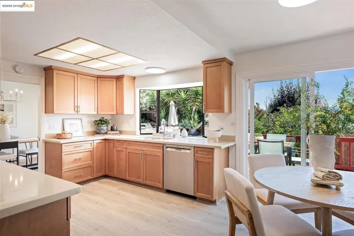5136 Rain Cloud Dr, Richmond, California 94803