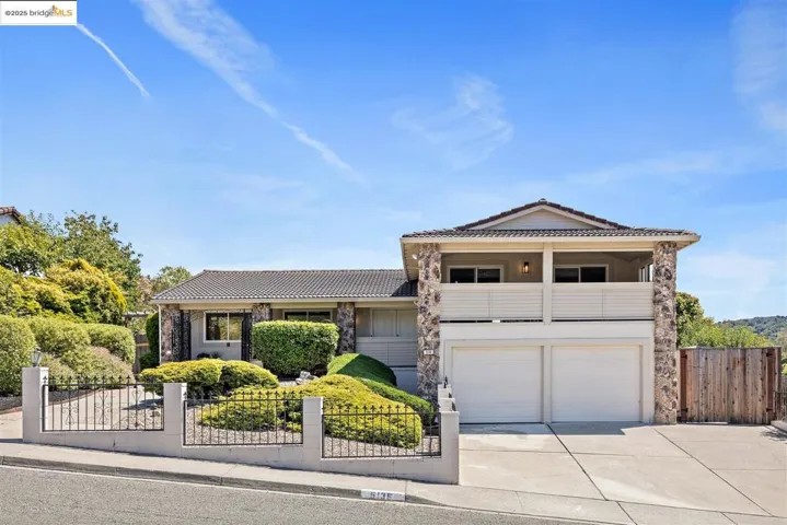 5136 Rain Cloud Dr, Richmond, California 94803
