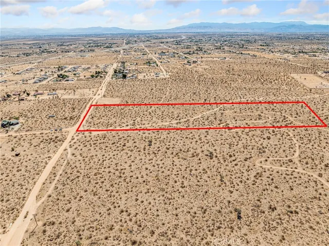 0 Del Rosa Road, Phelan, California 92371