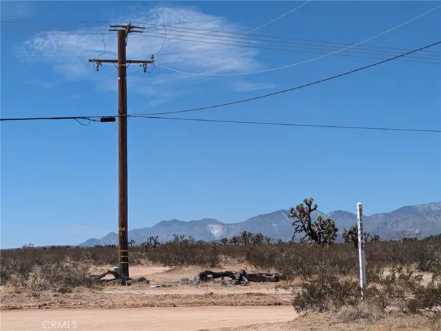 0 Del Rosa Road, Phelan, California 92371