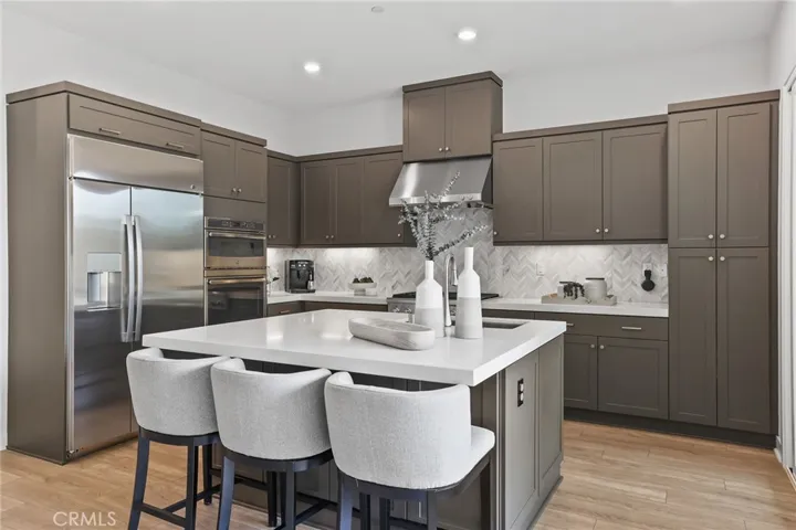 681 Athos, Lake Forest, California 92630
