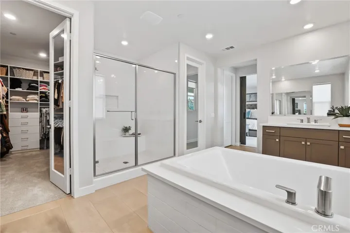 681 Athos, Lake Forest, California 92630