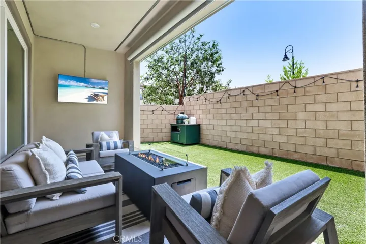 681 Athos, Lake Forest, California 92630