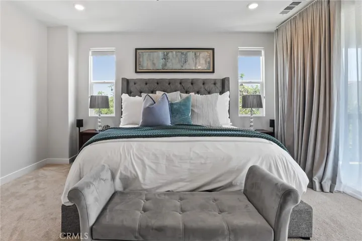 681 Athos, Lake Forest, California 92630