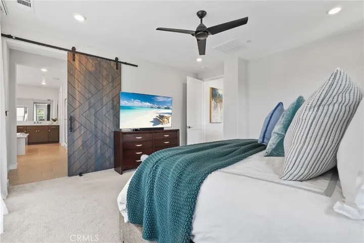 681 Athos, Lake Forest, California 92630