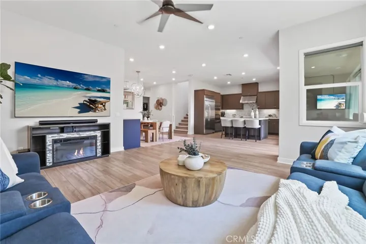 681 Athos, Lake Forest, California 92630