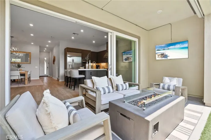 681 Athos, Lake Forest, California 92630