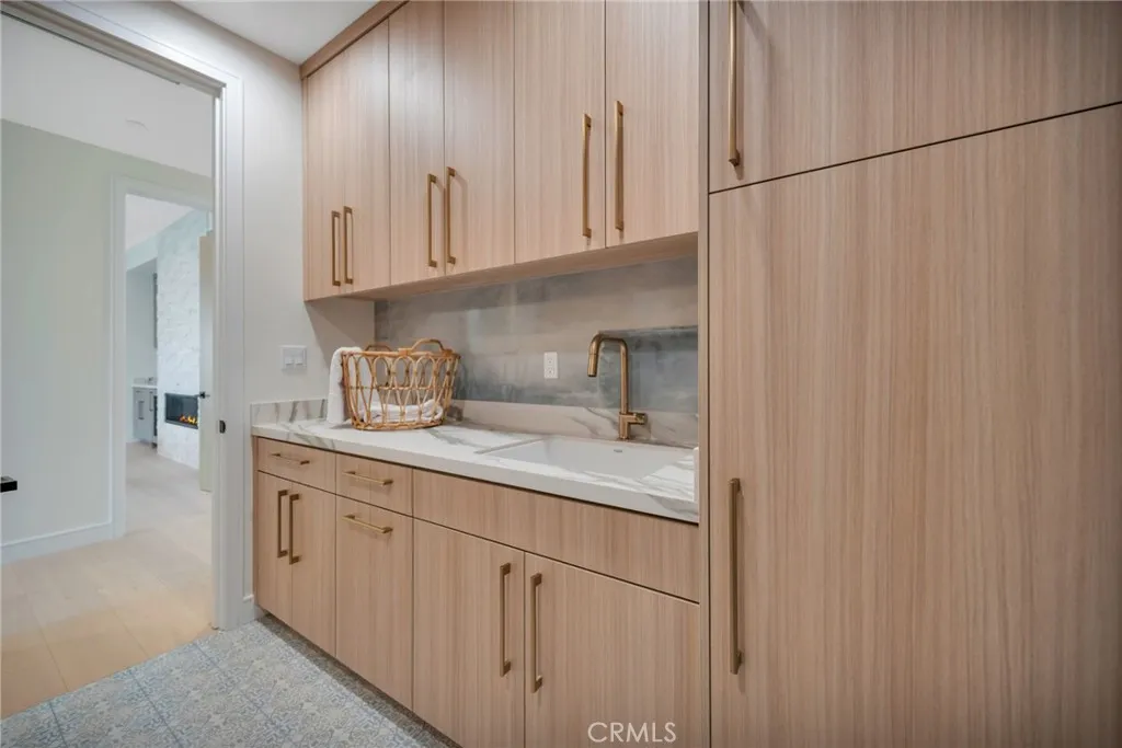 461 Nw Chabela Dr., Manhattan Beach, California 90266 home-pic-14