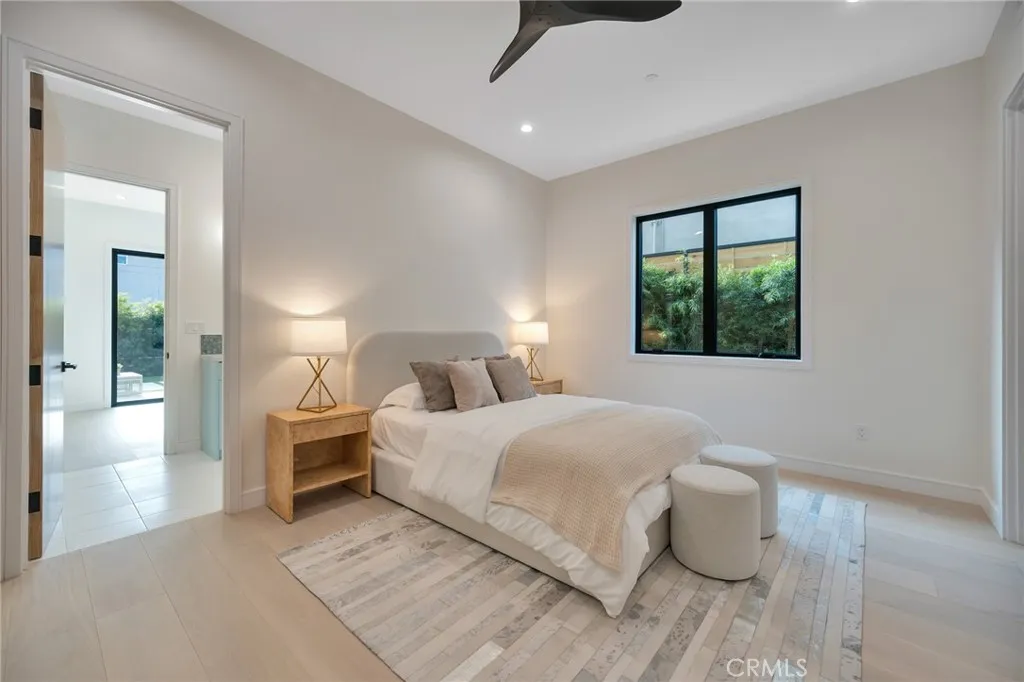 461 Nw Chabela Dr., Manhattan Beach, California 90266 home-pic-15