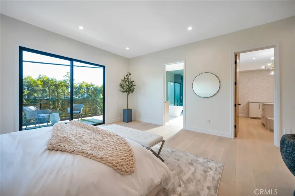 461 Nw Chabela Dr., Manhattan Beach, California 90266 home-pic-9