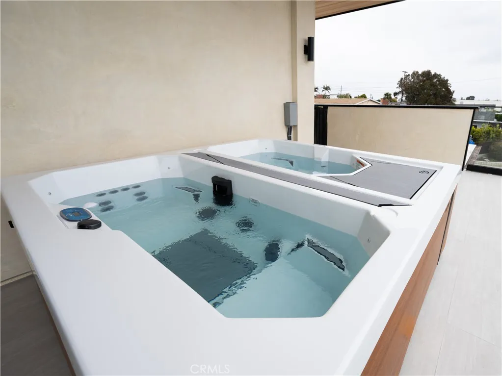 461 Nw Chabela Dr., Manhattan Beach, California 90266 home-pic-35