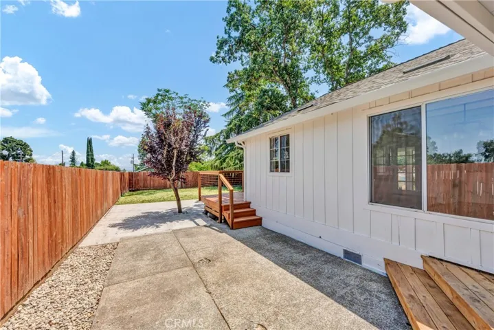 1685 S Main Street, Lakeport, California 95453