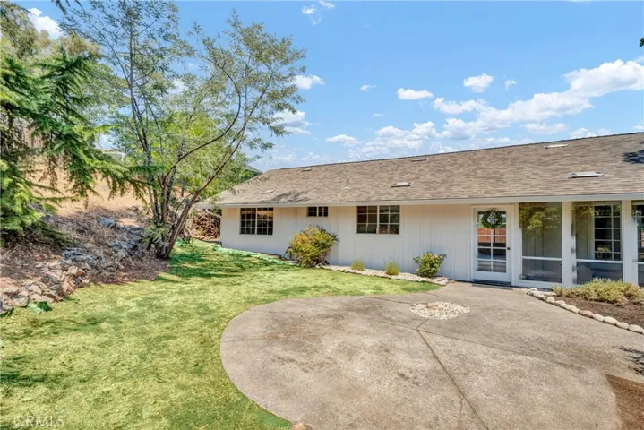 1685 S Main Street, Lakeport, California 95453