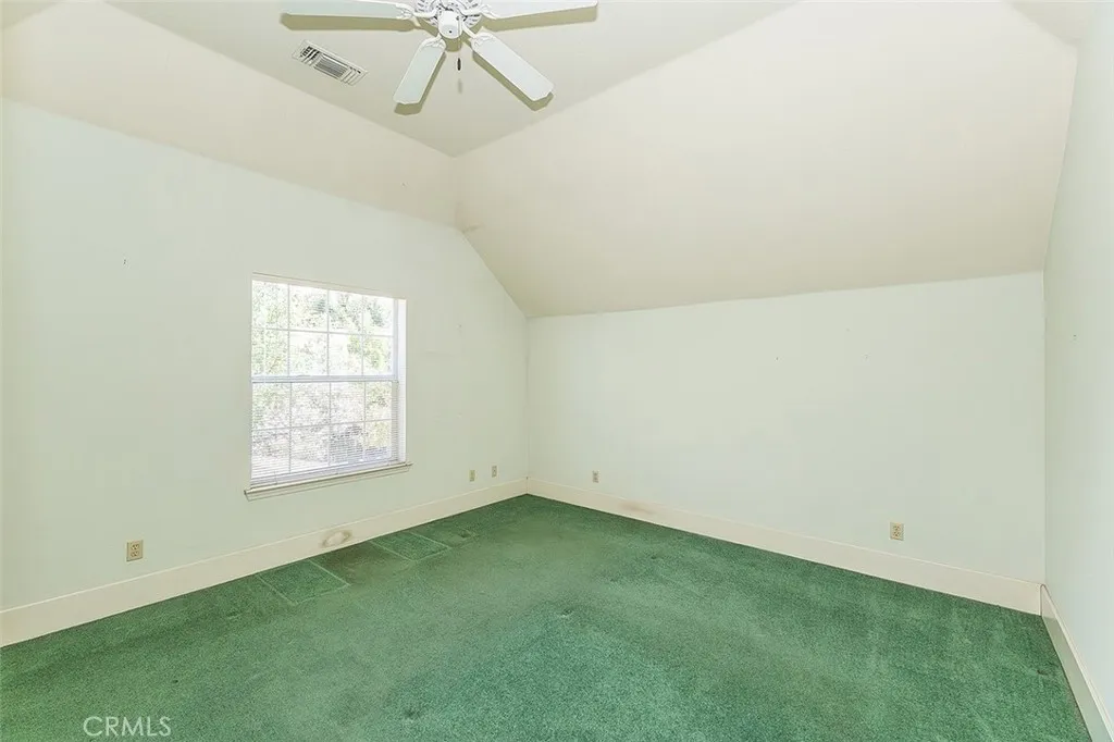 1094 E Monticello Circle, Fresno, California 93720 home-pic-34