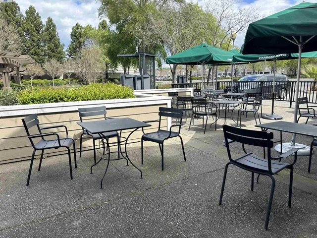9000 Brooks Rd, Windsor, California 95492