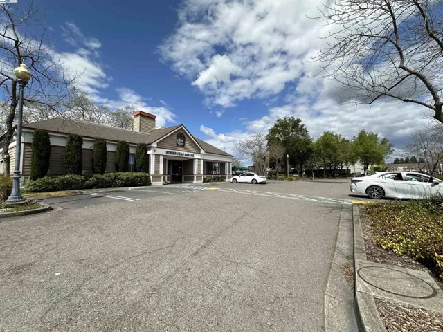 9000 Brooks Rd, Windsor, California 95492
