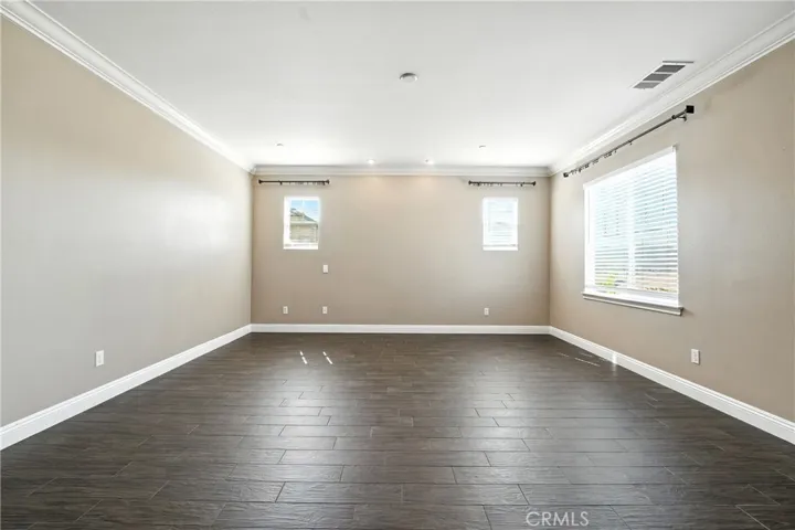 22390 Trailside Court, Saugus, California 91350