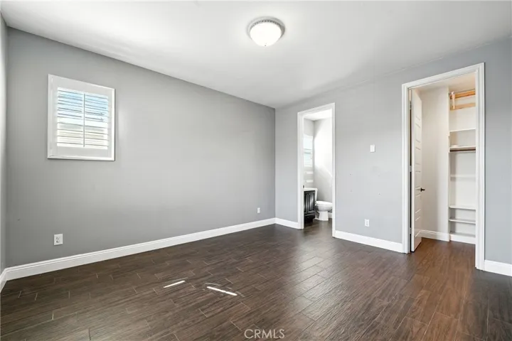 22390 Trailside Court, Saugus, California 91350