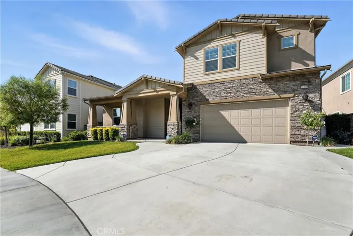 22390 Trailside Court, Saugus, California 91350