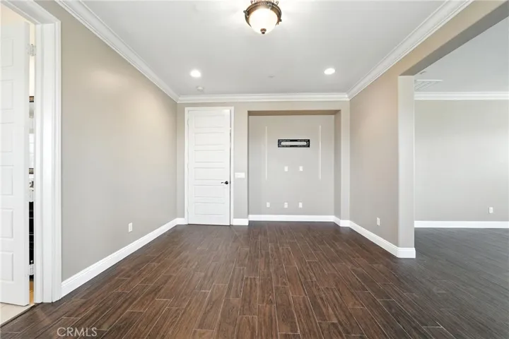 22390 Trailside Court, Saugus, California 91350