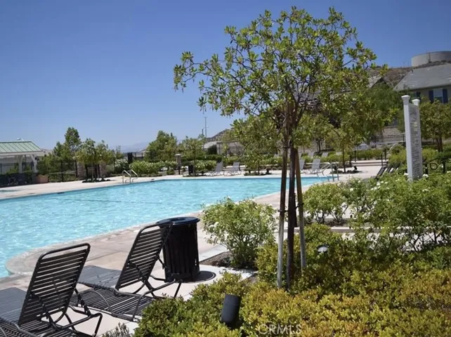 22390 Trailside Court, Saugus, California 91350