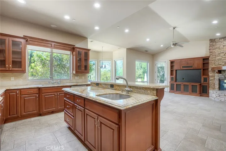 943 Rod Street, Fallbrook, California 92028