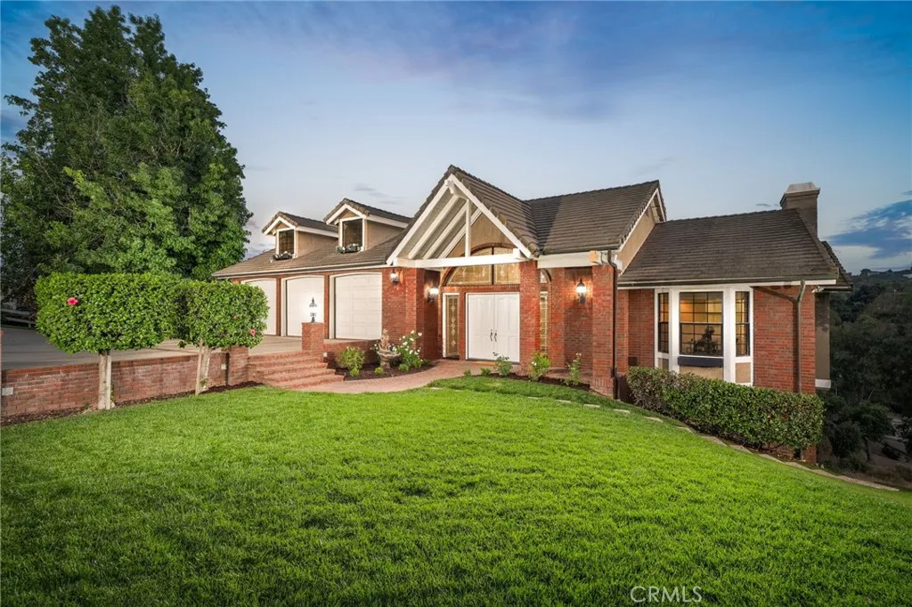 1187 Edinburgh Road, San Dimas, California 91773, 5 Bedrooms Bedrooms, ,4 BathroomsBathrooms,Residential,For Sale,Edinburgh,CV25160146
