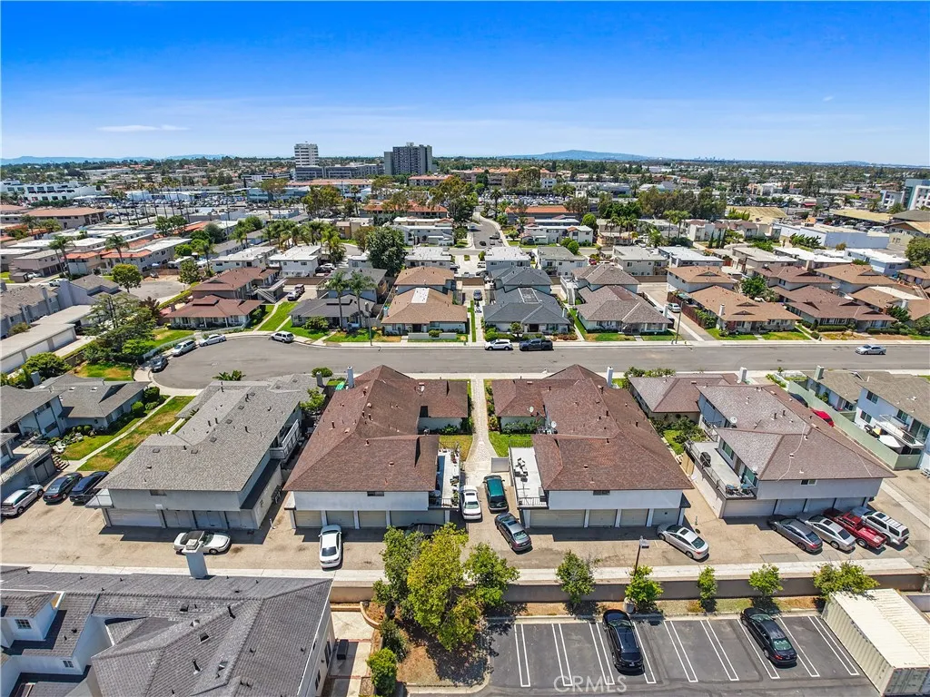 18702 Demion Lane, Huntington Beach, California 92646 home-pic-13