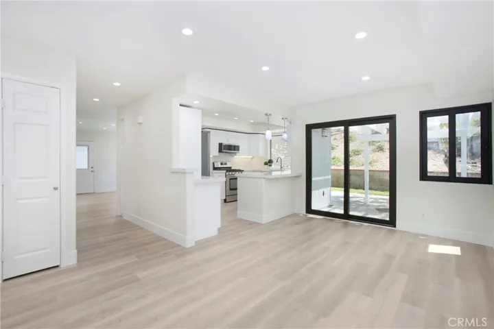 15 Calle Albarda, Rancho Santa Margarita, California 92688