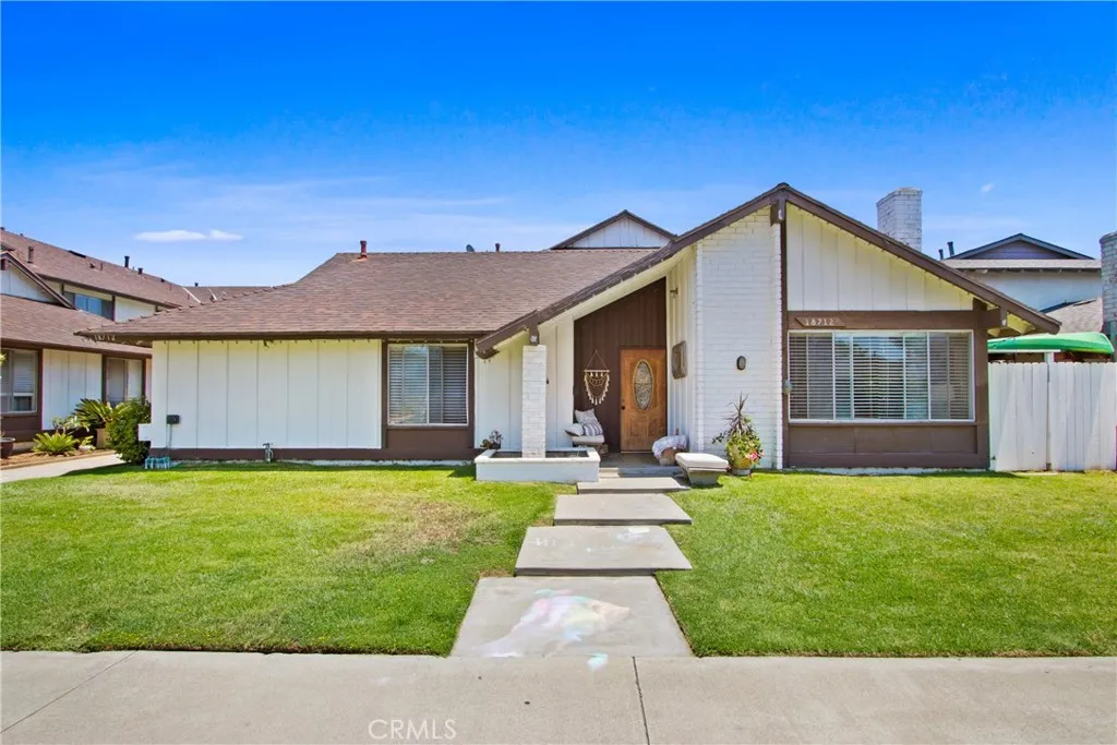18712 Demion Lane, Huntington Beach, California 92646 home-pic-0