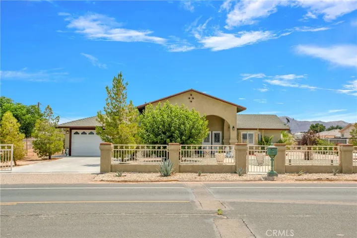 15545 Dale Evans, Apple Valley, California 92307