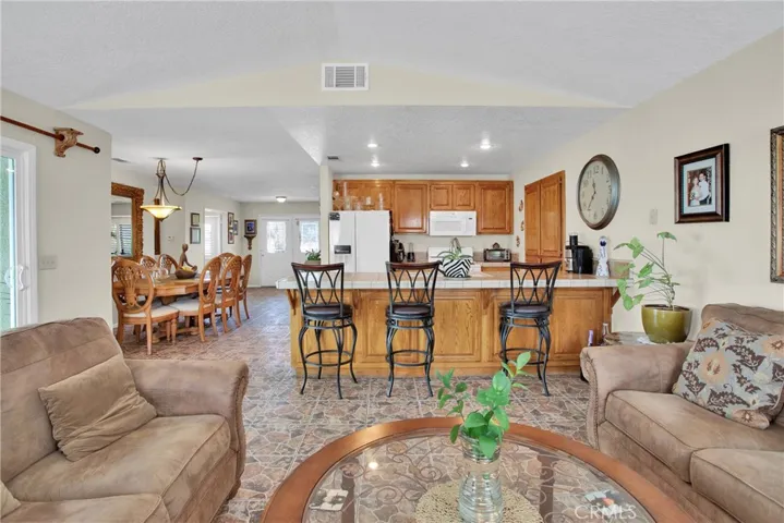 15545 Dale Evans, Apple Valley, California 92307