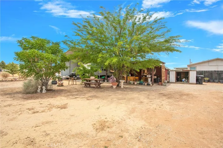 15545 Dale Evans, Apple Valley, California 92307