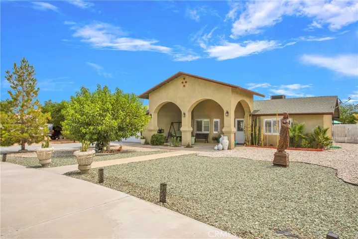 15545 Dale Evans, Apple Valley, California 92307