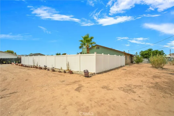 15545 Dale Evans, Apple Valley, California 92307