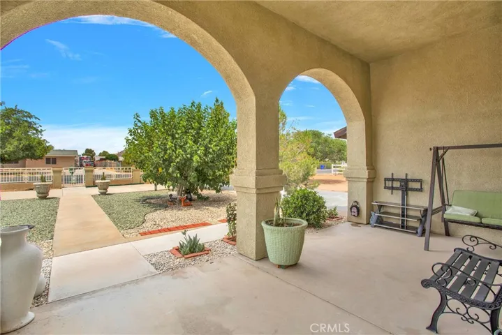 15545 Dale Evans, Apple Valley, California 92307