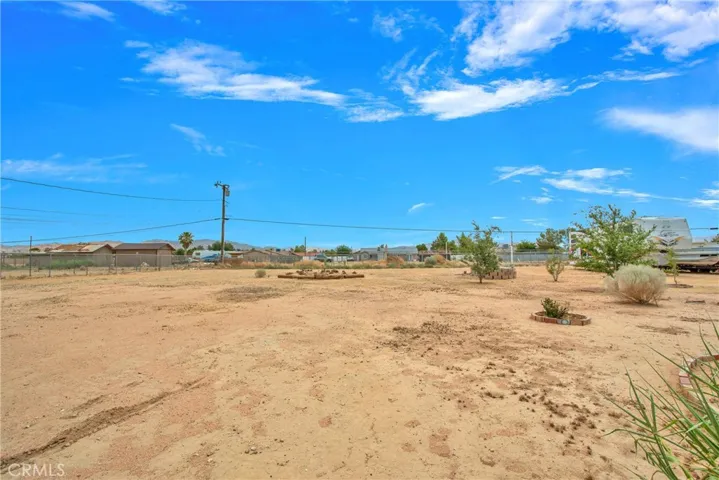 15545 Dale Evans, Apple Valley, California 92307