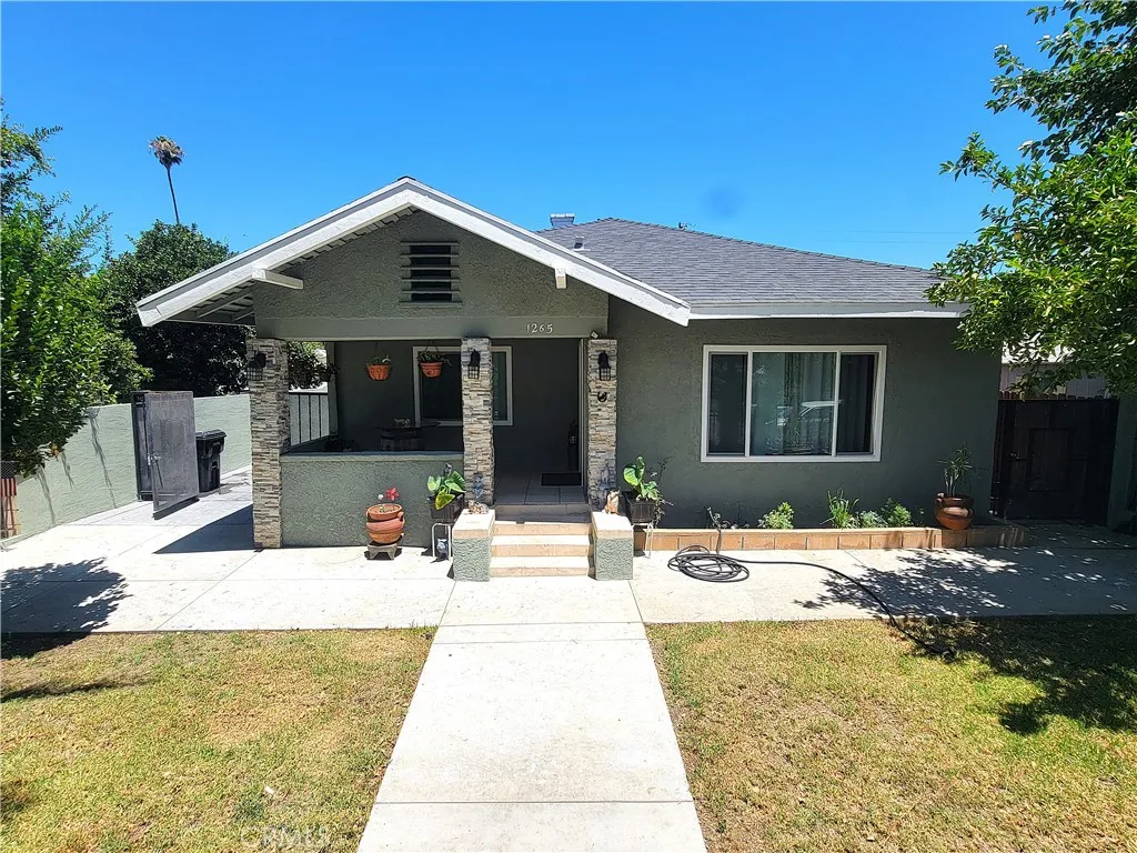 1265 W Mission Boulevard, Pomona, California 91766 home-pic-0