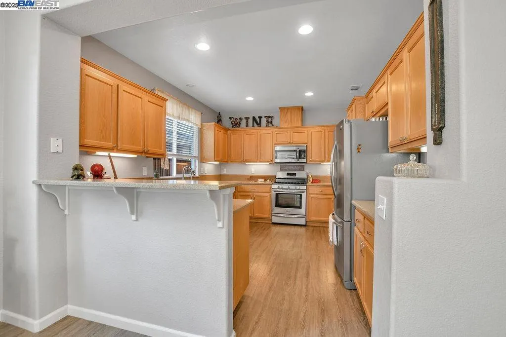675 Merritt Ct, Discovery Bay, California 94505 home-pic-7