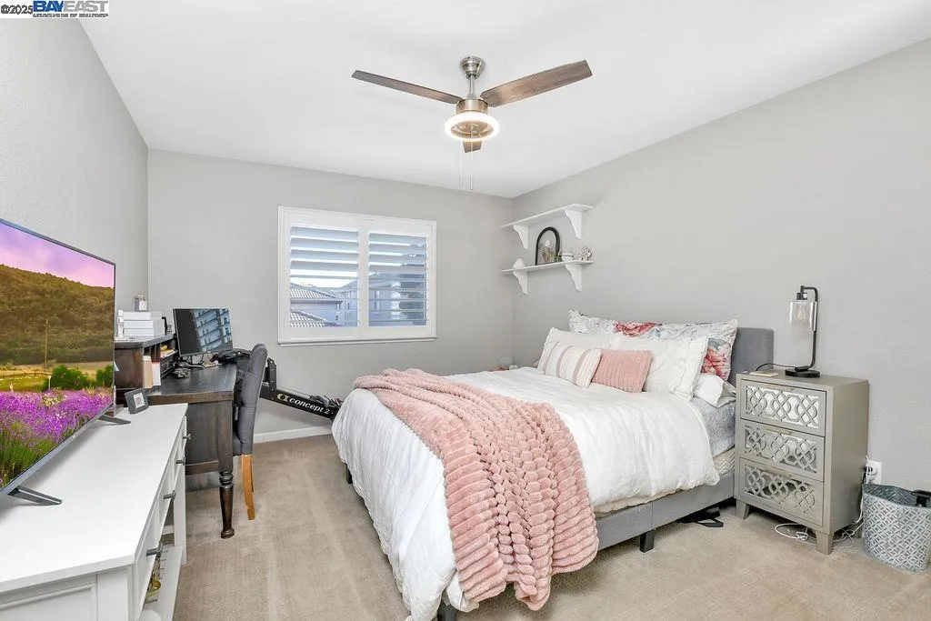 675 Merritt Ct, Discovery Bay, California 94505 home-pic-24