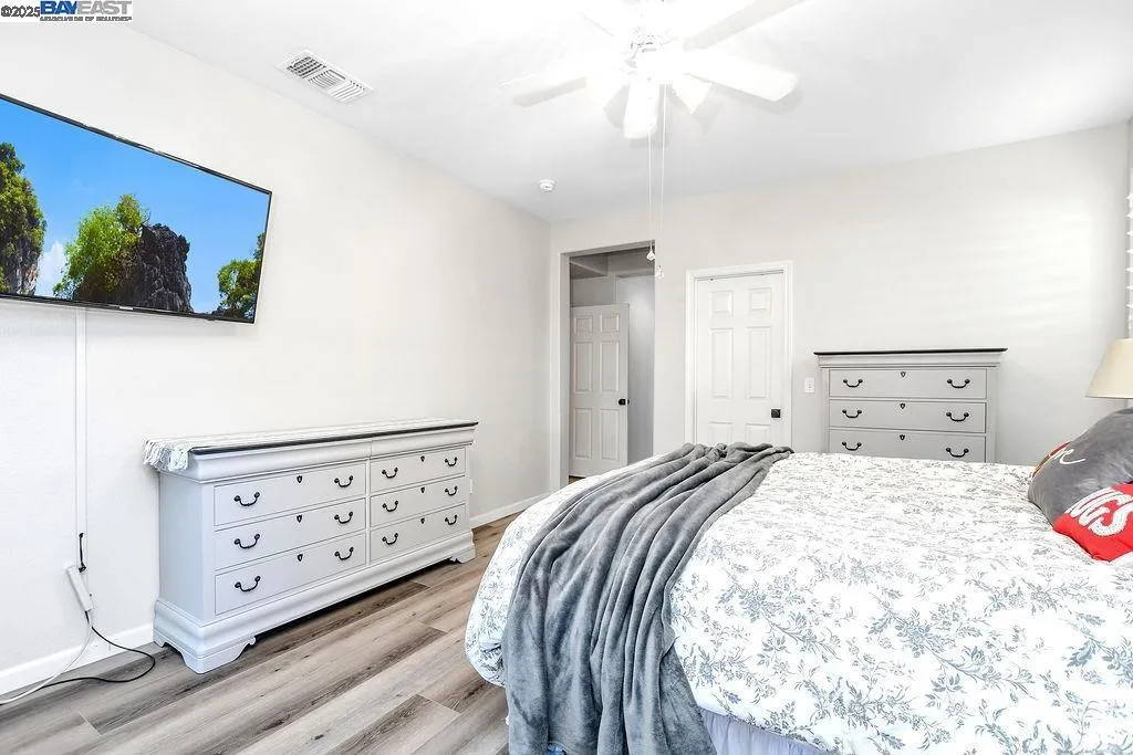 675 Merritt Ct, Discovery Bay, California 94505 home-pic-11