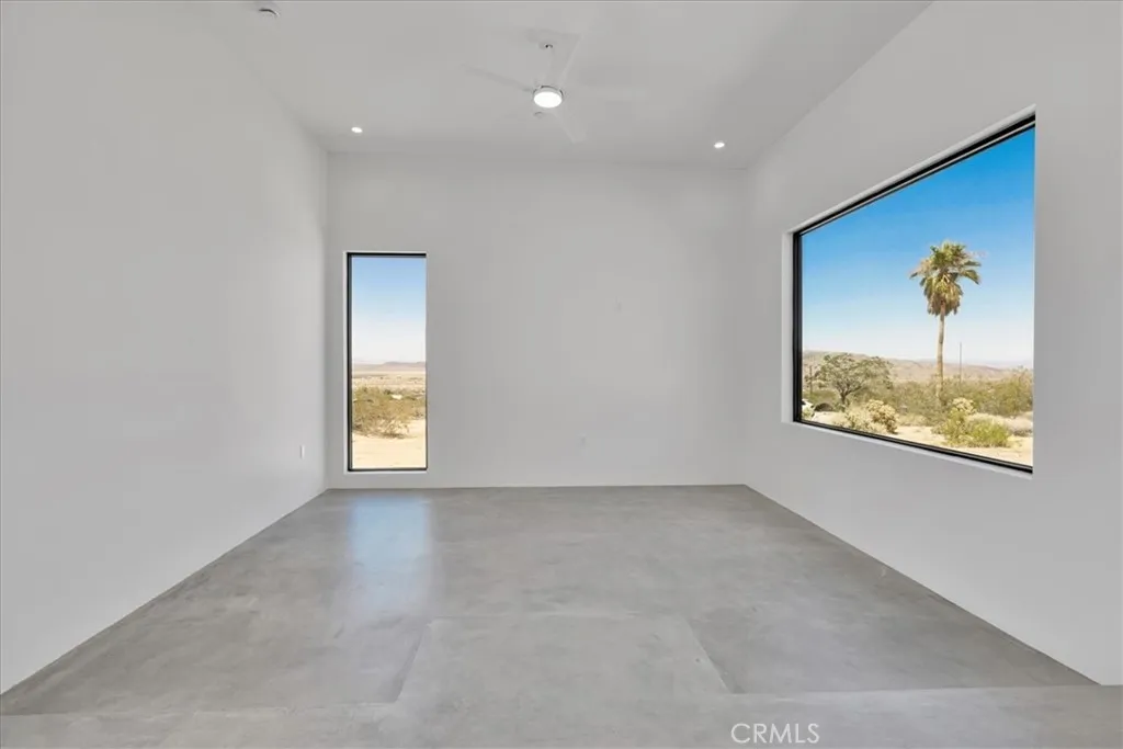 7192 Mount Shasta Avenue, Joshua Tree, California 92252 home-pic-7