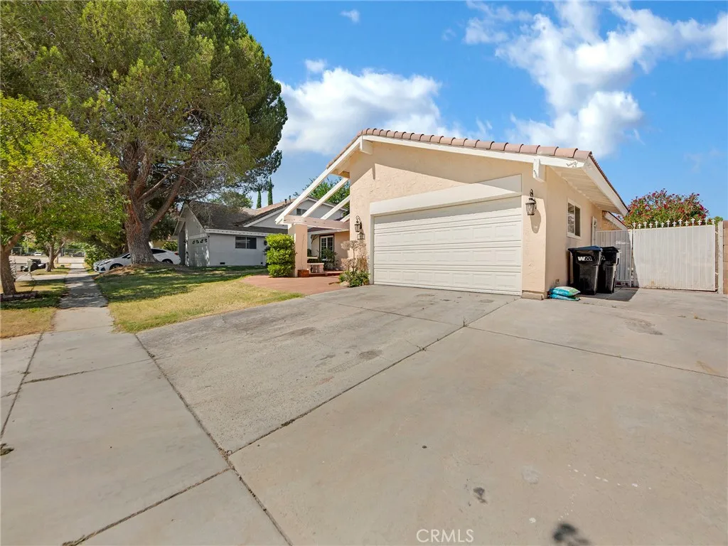 44021 Fenner Avenue, Lancaster, California 93536 home-pic-25
