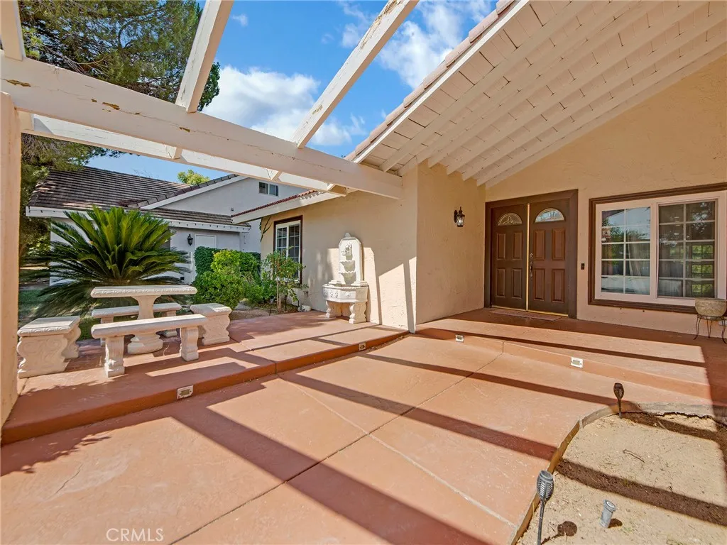 44021 Fenner Avenue, Lancaster, California 93536 home-pic-2
