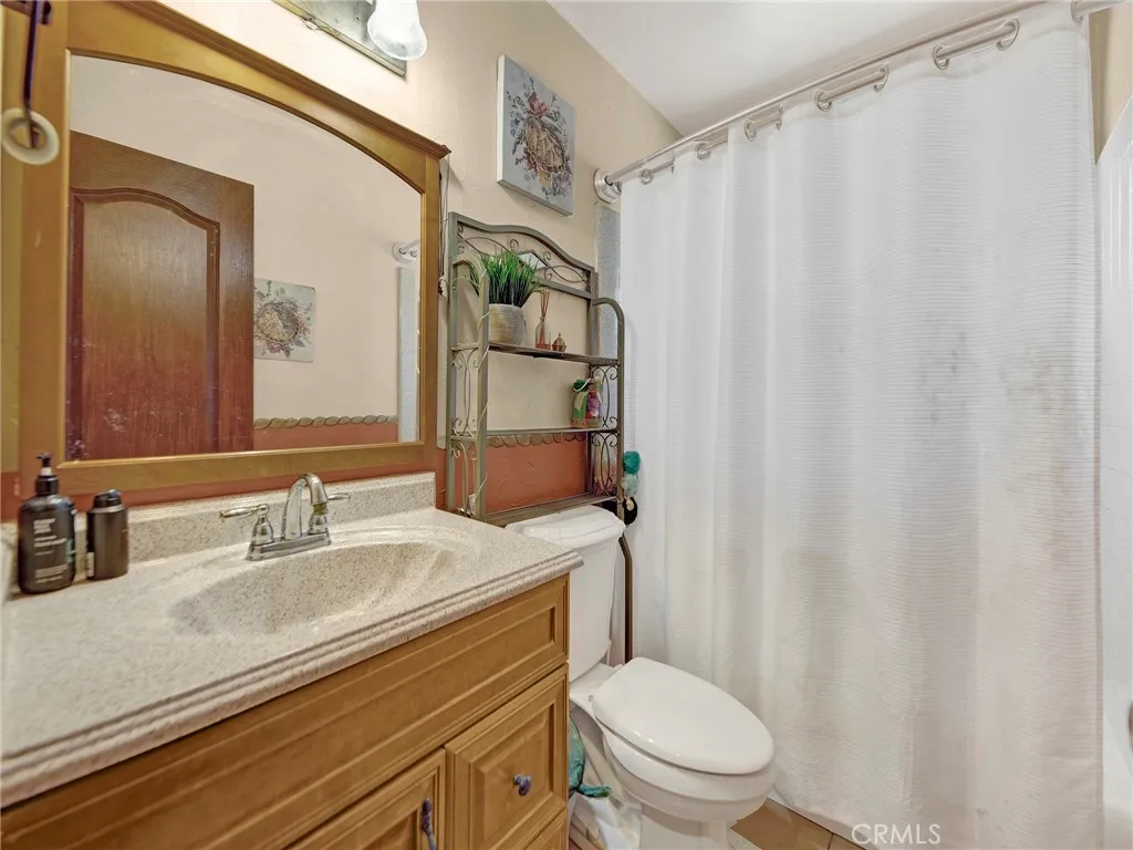 44021 Fenner Avenue, Lancaster, California 93536 home-pic-13