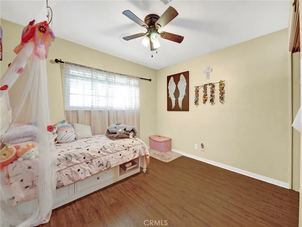 44021 Fenner Avenue, Lancaster, California 93536 home-pic-14
