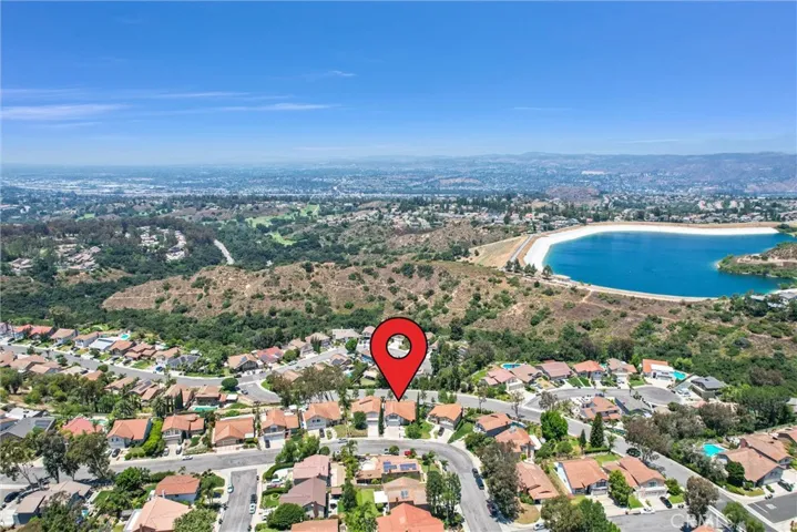 6875 E Swarthmore Drive, Anaheim Hills, California 92807