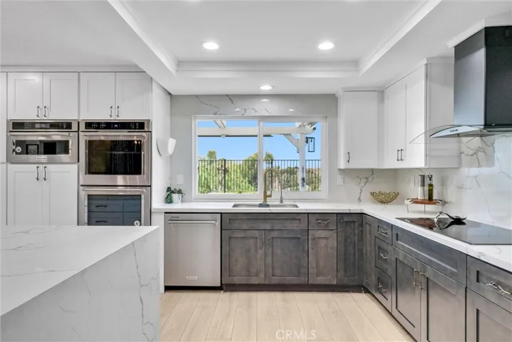 6875 E Swarthmore Drive, Anaheim Hills, California 92807